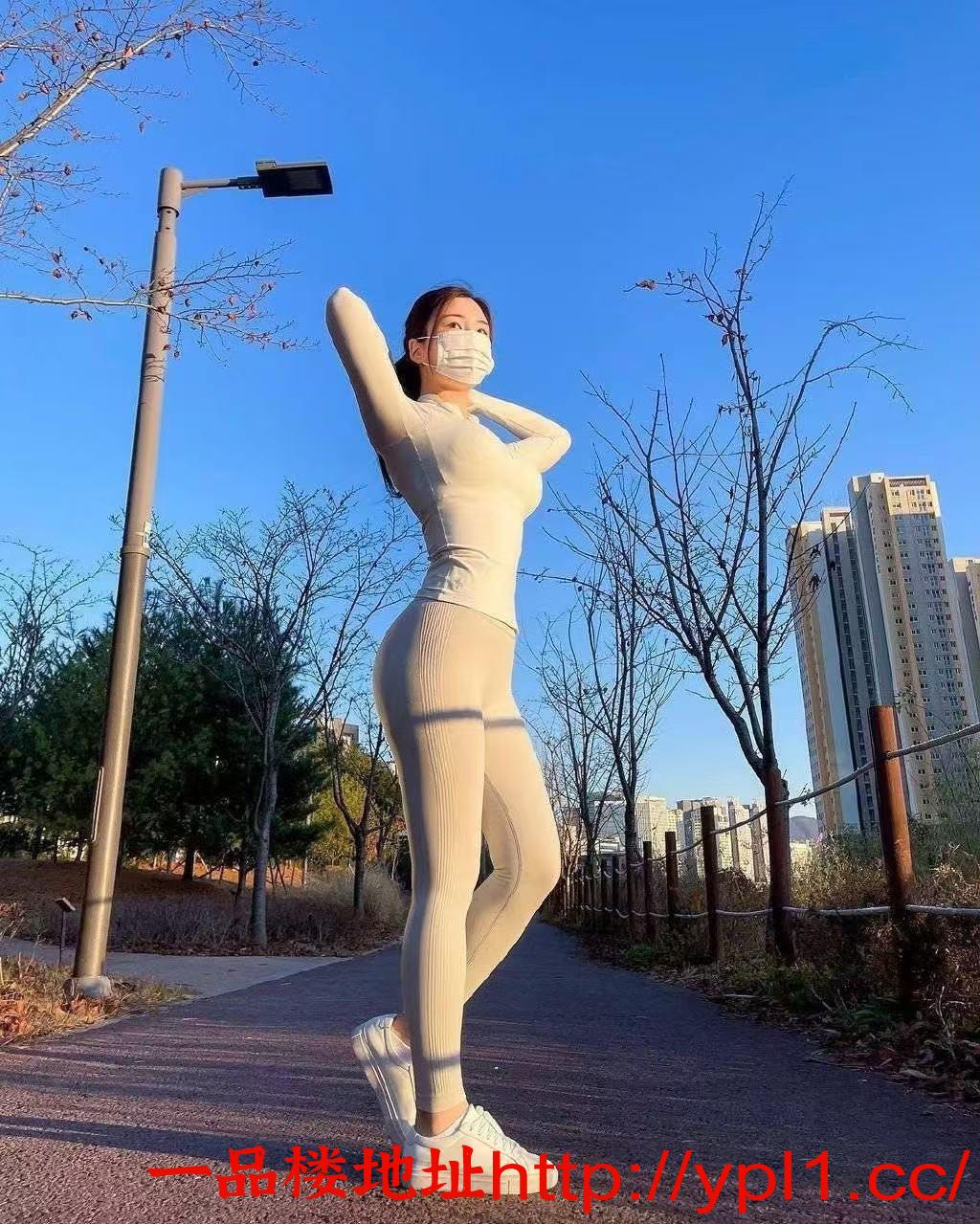 御姐性感很纯欲 极品嫩妹是个迷人的小妖精