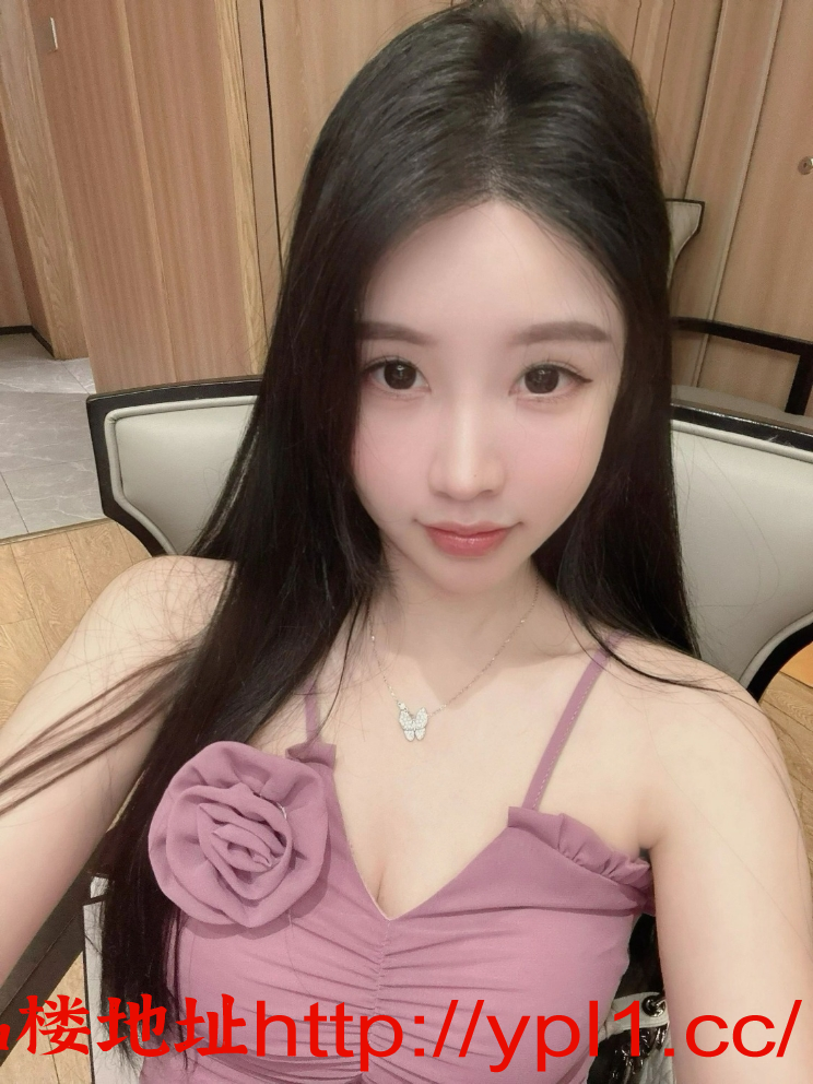 气质好身材性感美女