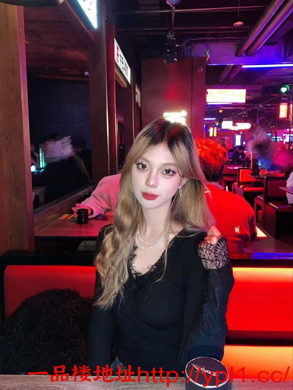 极品炮台身材脸蛋一绝