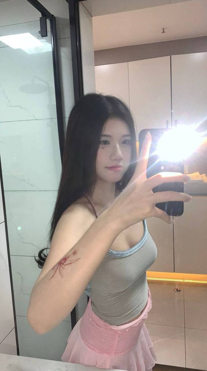 高颜值白虎水娃妹妹