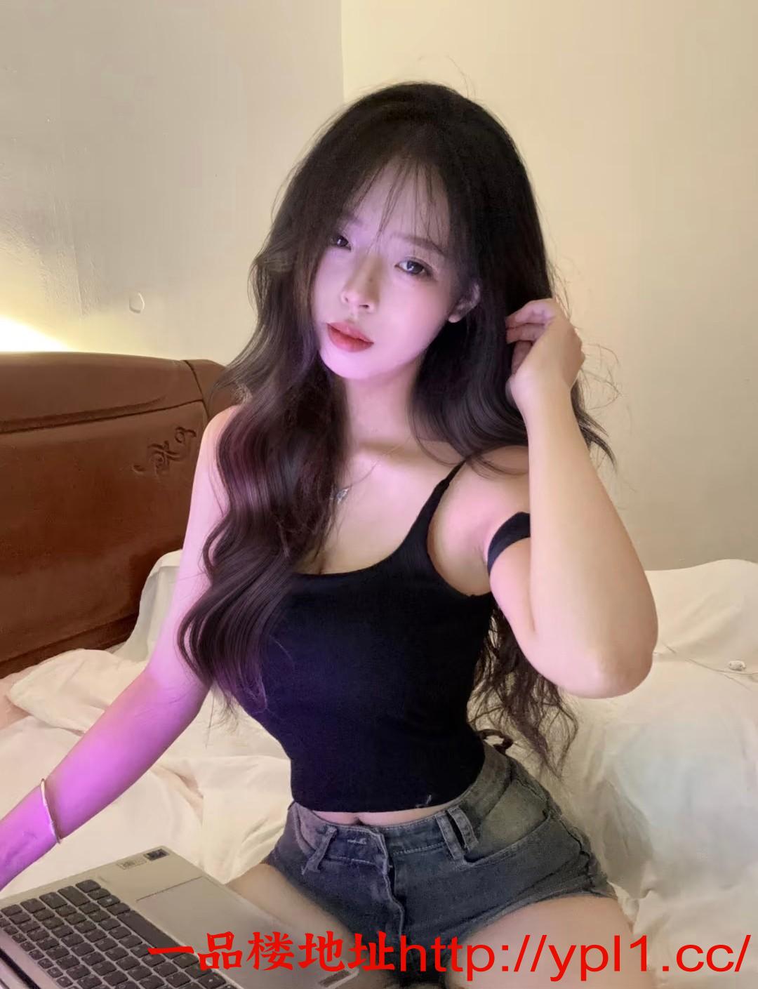 温柔体贴服务一流，性感爆乳，紧B水多