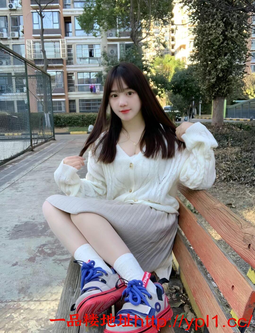 妹妹丰满多汁粉嫩