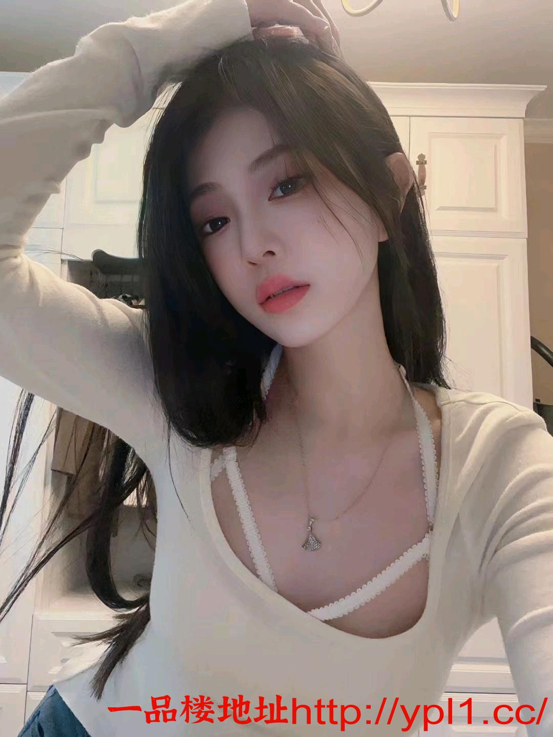 高颜值肤嫩多汁妹妹