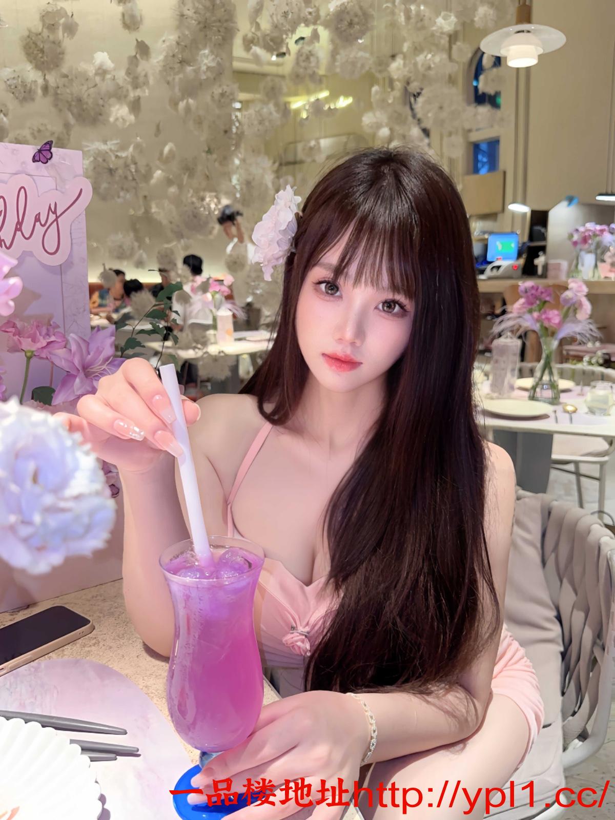 大奶老师舌头柔软口活一流很会调情