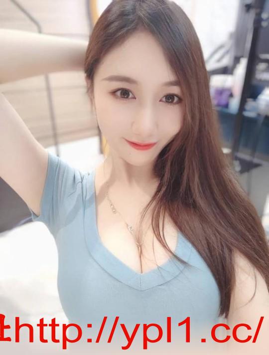 肤白颜值女友西宝