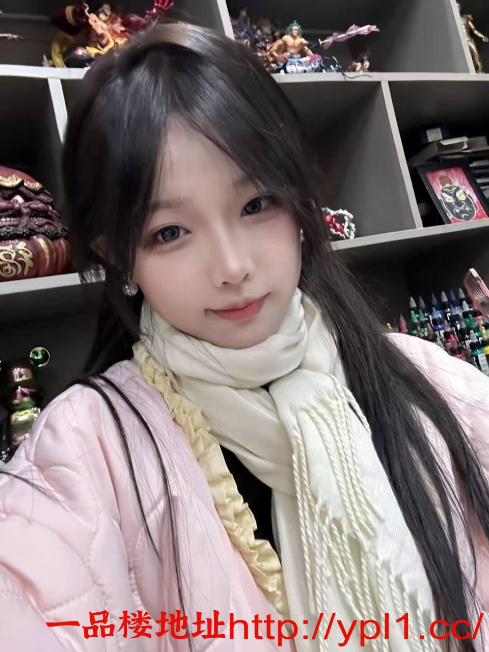 服务系纯欲大长腿