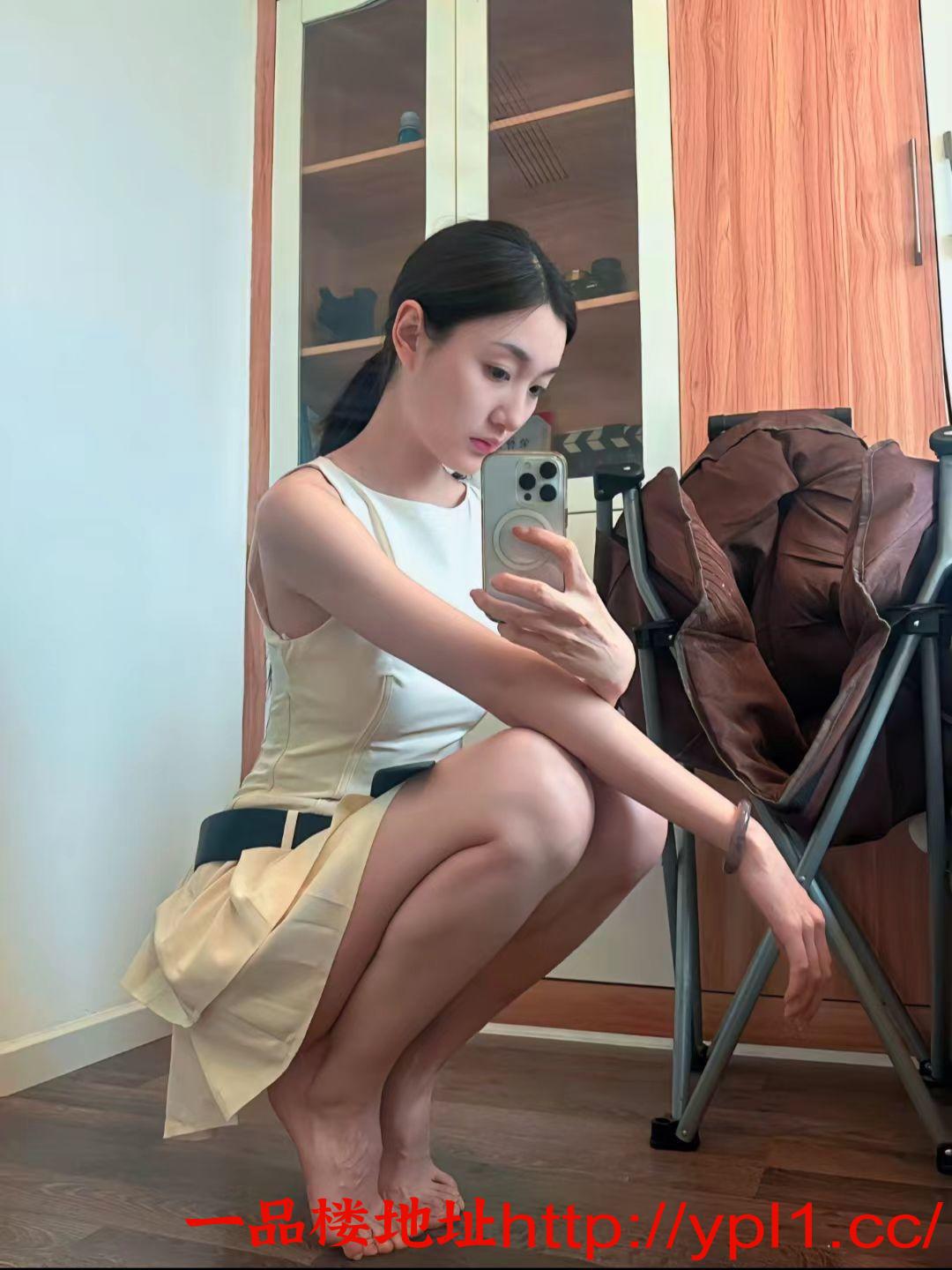 粉嫩水汪汪带些娇羞会说你轻点哦