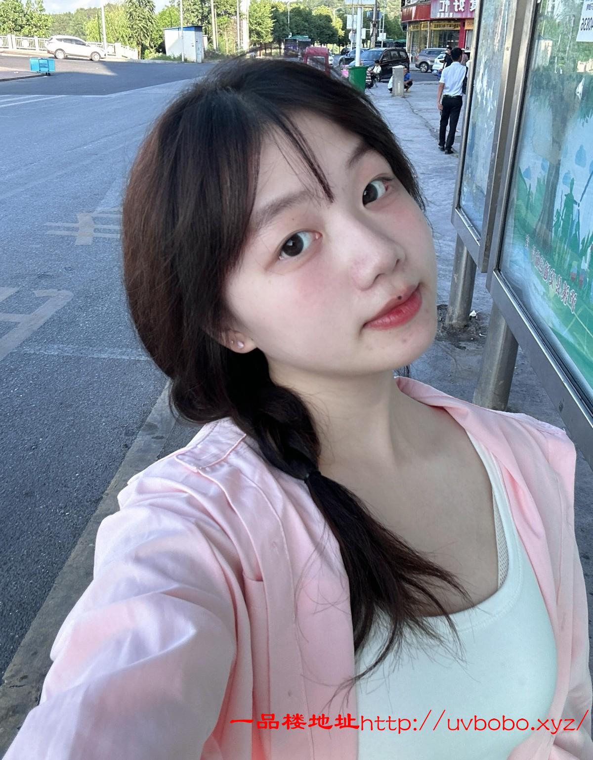 03年个人兼职三点粉嫩水多爱上位