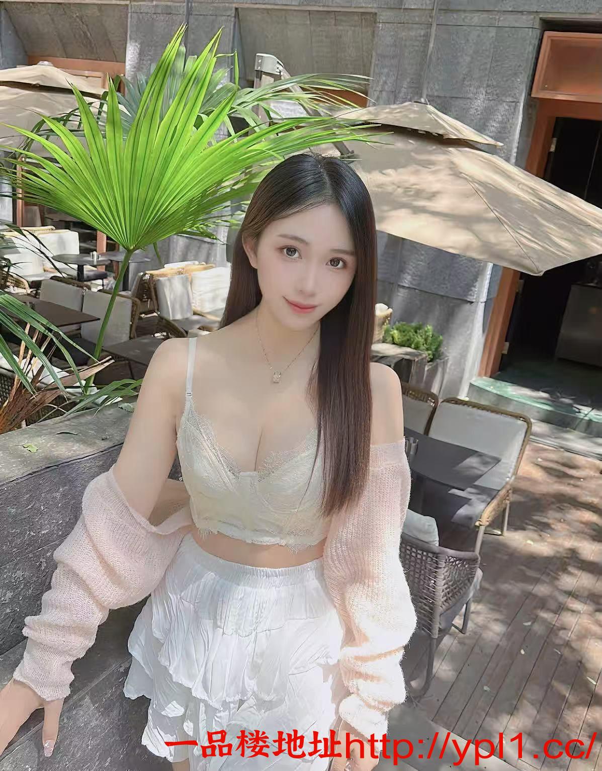 性感白嫩小妹妹