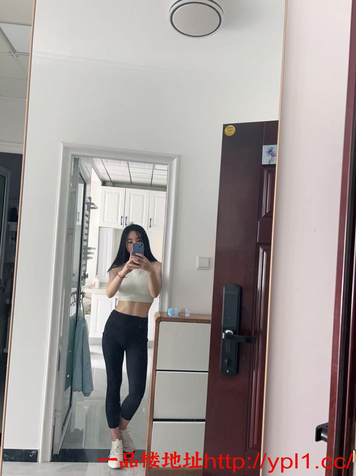 兼职情瘾少女粉嫩鲍鱼