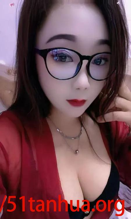 金水区黑丝大奶御姐