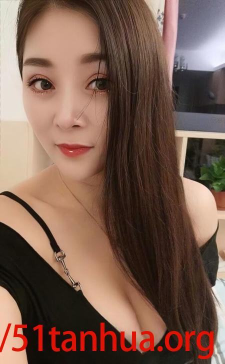 三点粉肥臀熟女